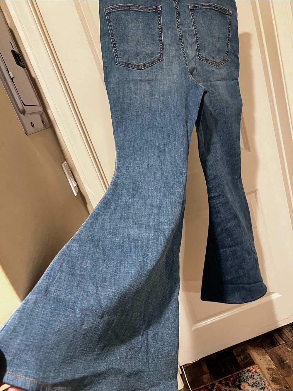 We The Free Blue Women's bell bottom Jeans